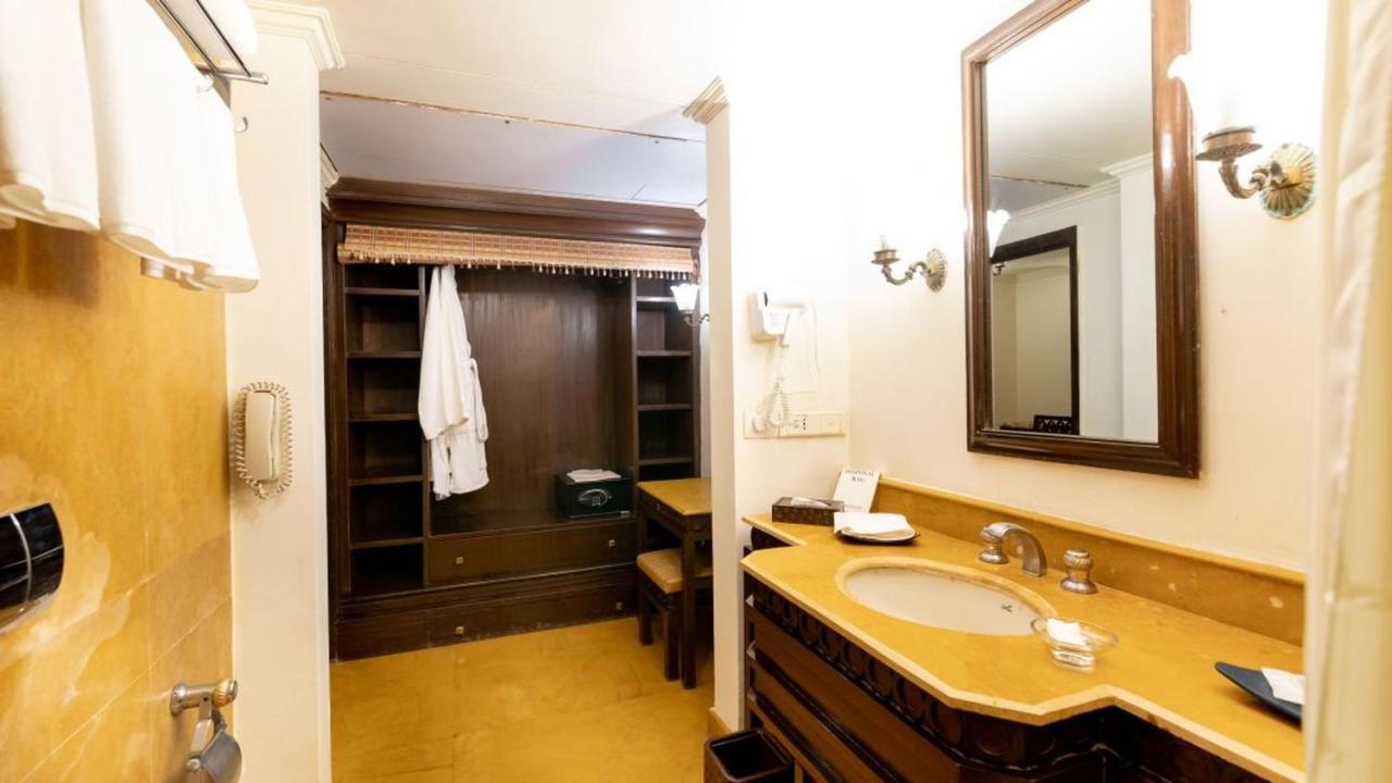 Fort Jadhavgadh -A Gadh Heritage Hotel Sasvad Bagian luar foto