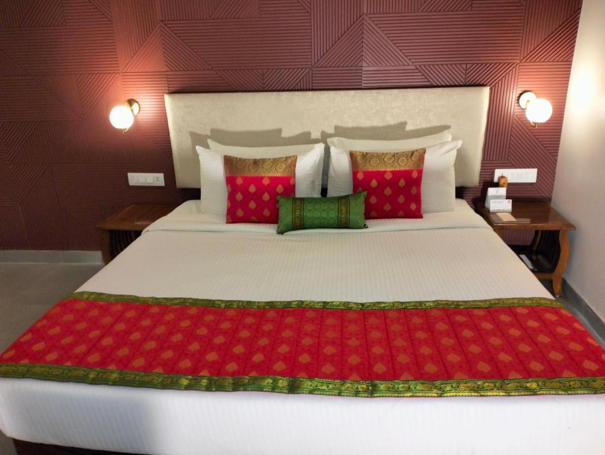 Fort Jadhavgadh -A Gadh Heritage Hotel Sasvad Bagian luar foto