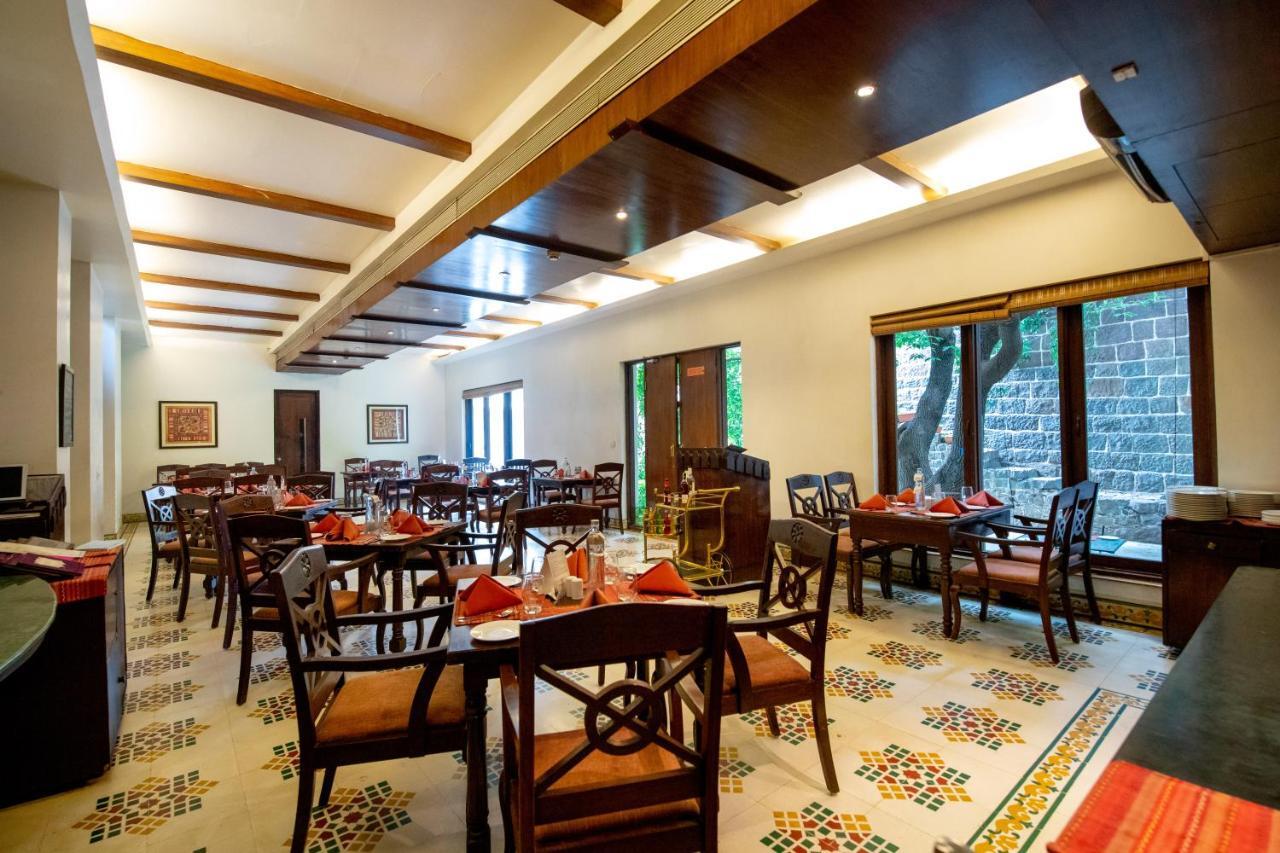 Fort Jadhavgadh -A Gadh Heritage Hotel Sasvad Bagian luar foto