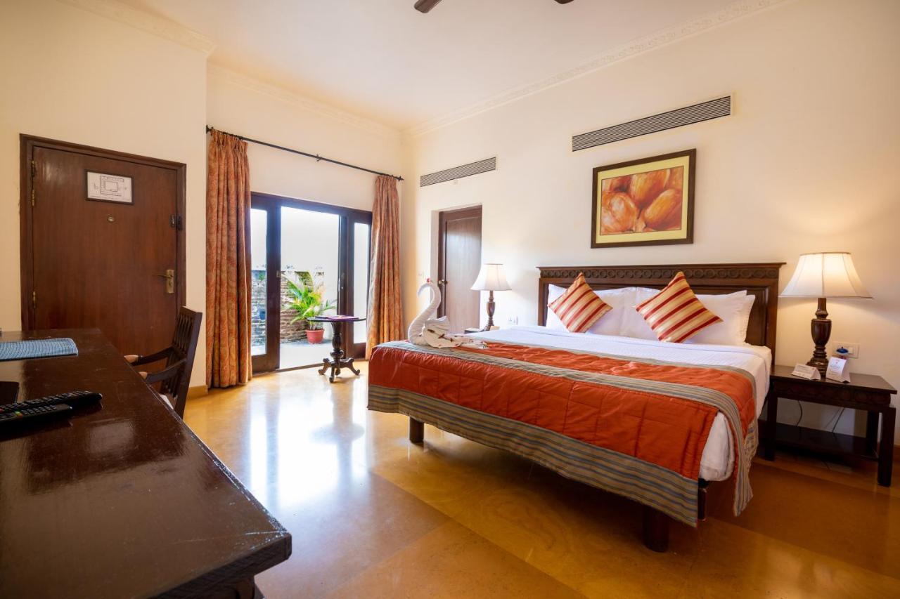 Fort Jadhavgadh -A Gadh Heritage Hotel Sasvad Bagian luar foto