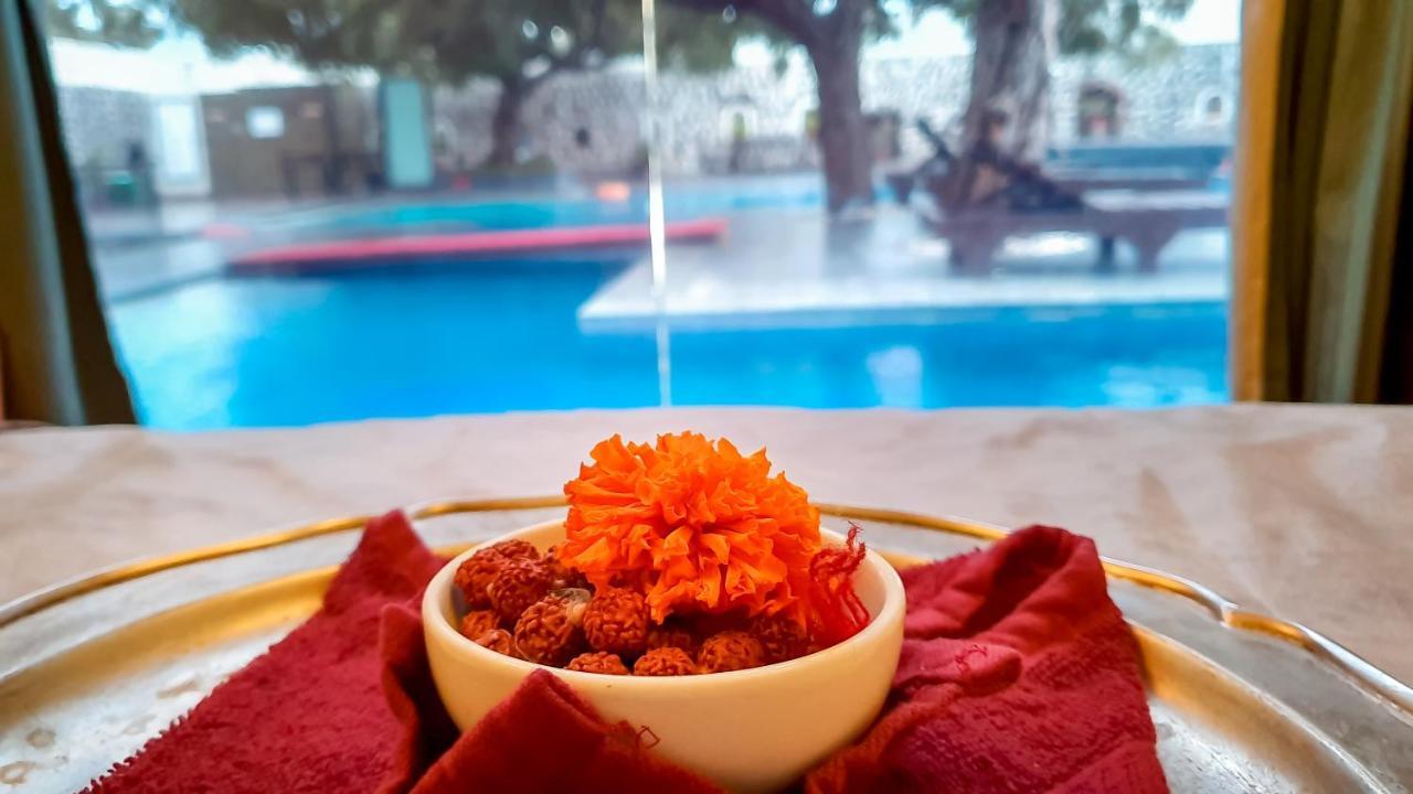 Fort Jadhavgadh -A Gadh Heritage Hotel Sasvad Bagian luar foto
